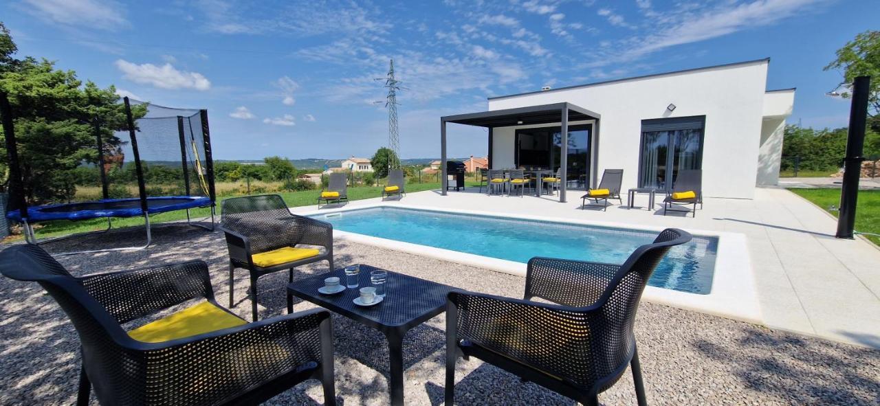 Villa Lotta Labin  Exteriör bild